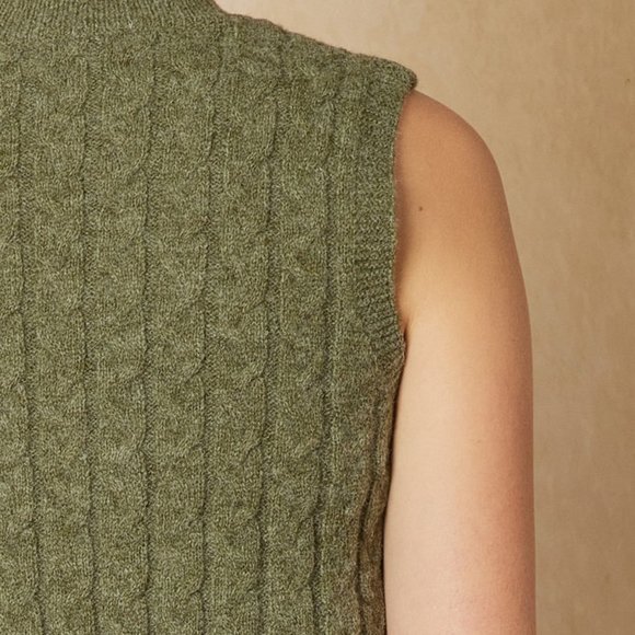 Bailey Sleeveless Sweater Vest - Picture 6 of 6